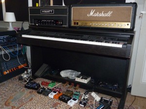 Matos : Hiwatt, Marchall, Clavier, et pedales à gogo